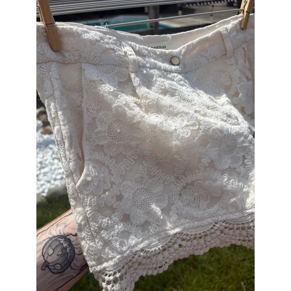 Monteau Cream Boho Floral Lace Shorts Large Doily Crochet Festival Coquette